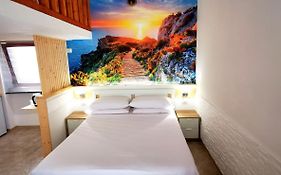 Guru House B&B Apartments